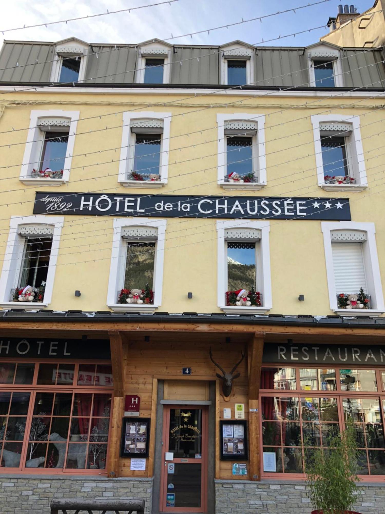 Hotel Restaurant De La Chaussee Briançon Exteriér fotografie